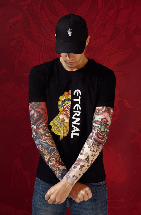 Manga larga estilo tatuaje