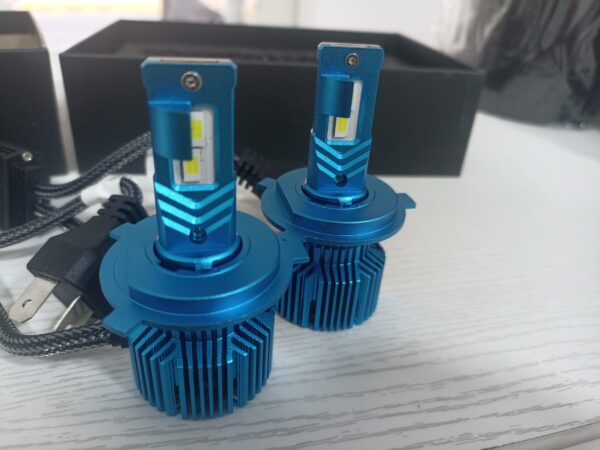Led con V68 entrada H4