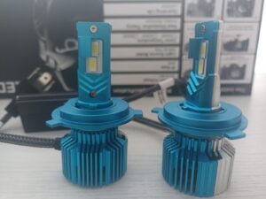 Led con V68 entrada H4